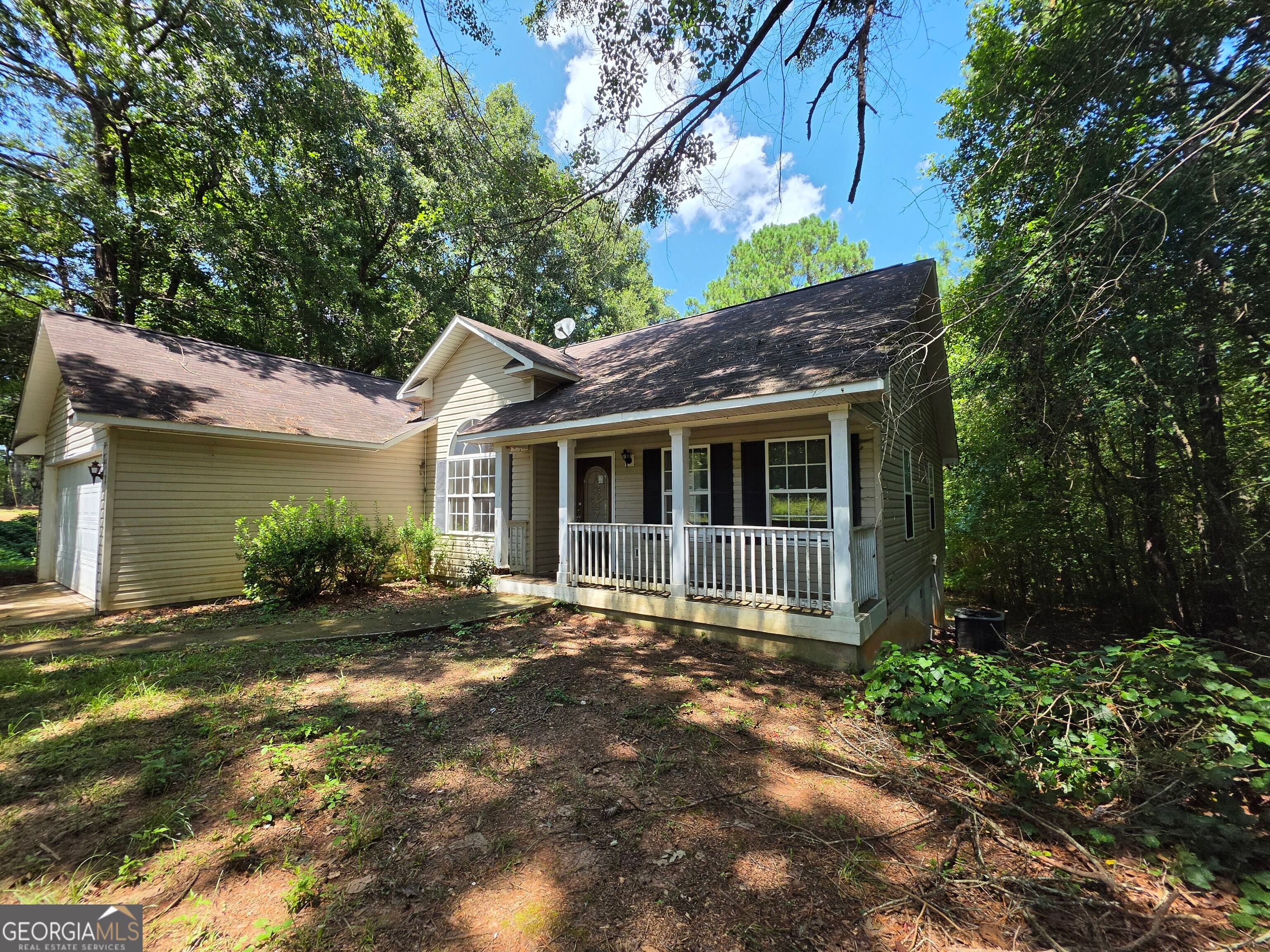 303 Nelson RD NW