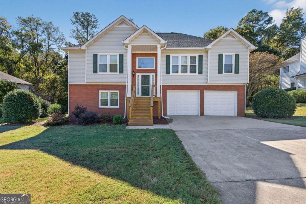 Photo of 5843 Millers Pond Lane, Powder Springs, GA 30127 (MLS # 10630368)