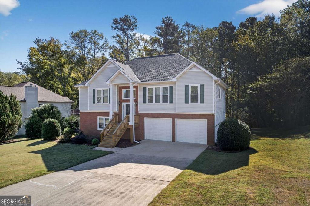 Photo of 5843 Millers Pond Lane, Powder Springs, GA 30127 (MLS # 10630368)