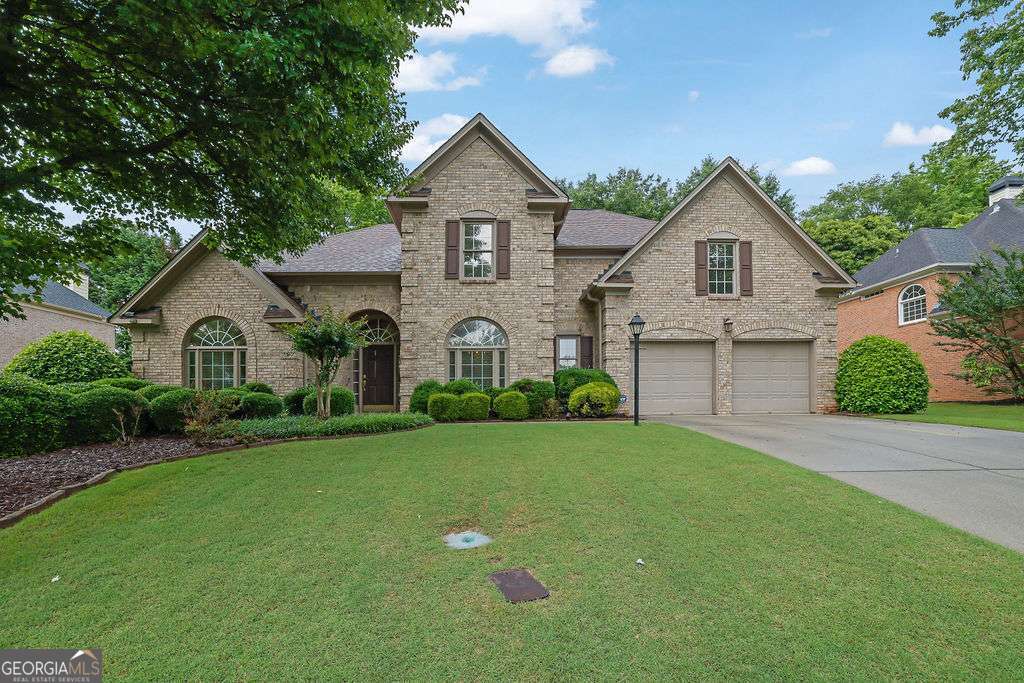 3485 Highcroft CIR