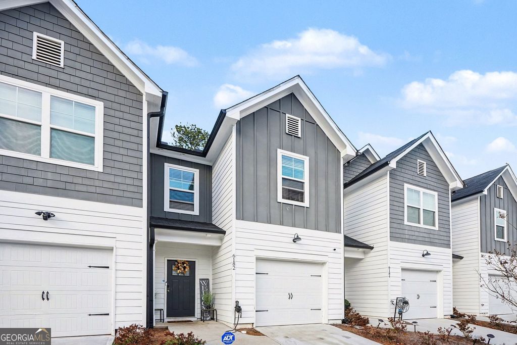 Photo of 6182 Redan Overlook #97, Lithonia, GA 30058 (MLS # 10706130)