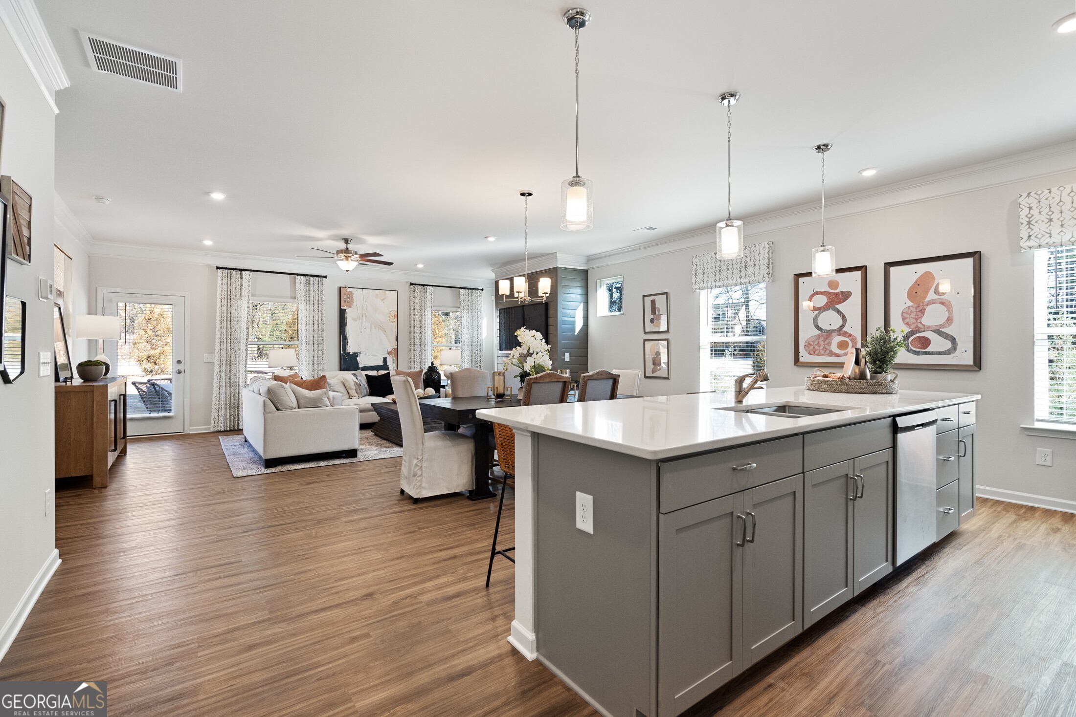 32 Thedford DR