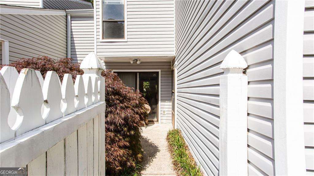 Photo of 2684 Meadowlawn Drive SE, Marietta, GA 30067 (MLS # 10764206)