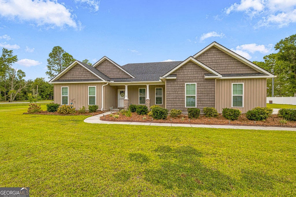 Photo of 157 Common Way, Jesup, GA 31545 (MLS # 10852949)
