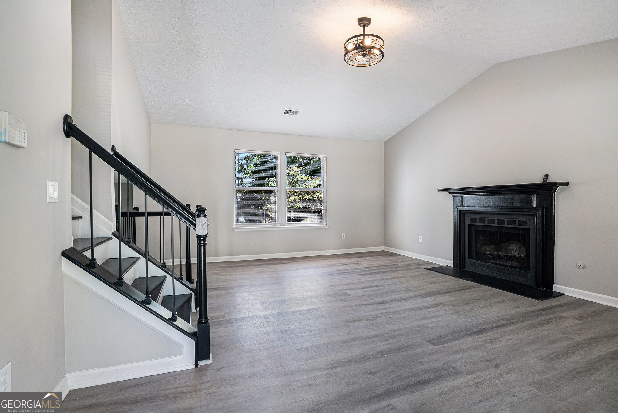 1703 Laurel Creek CIR