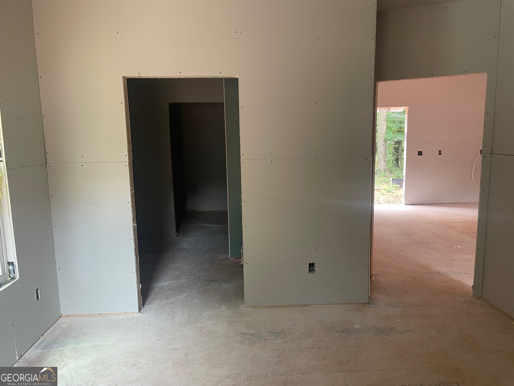 5 Crestwood DR