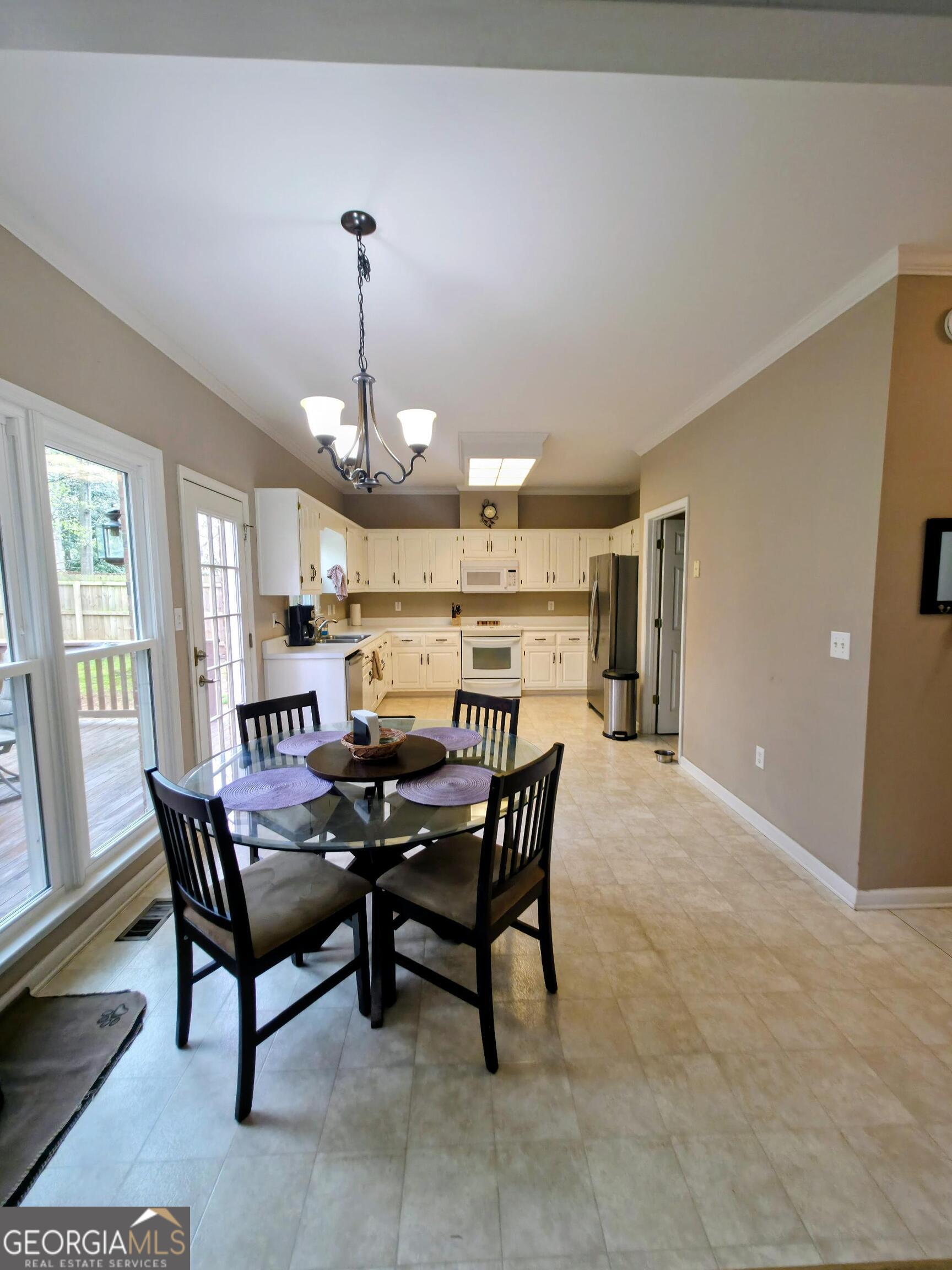 189 Ashbrook DR