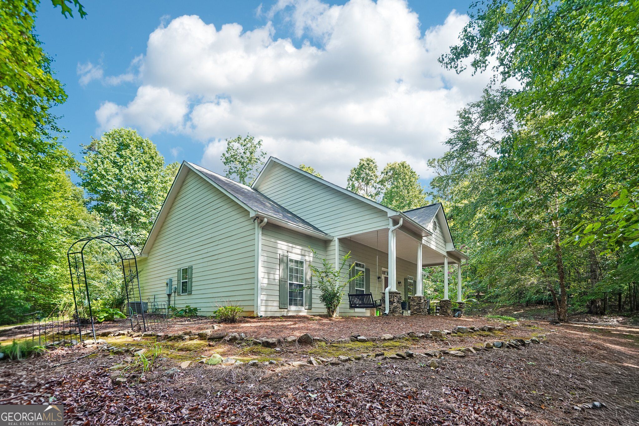 119 Pebble Creek LN