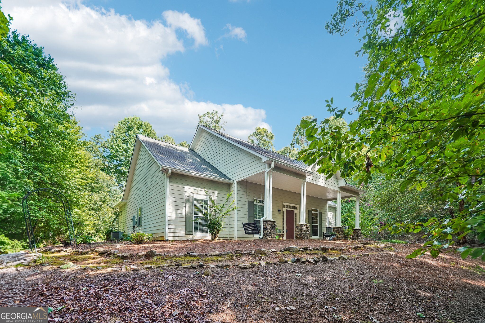 119 Pebble Creek LN