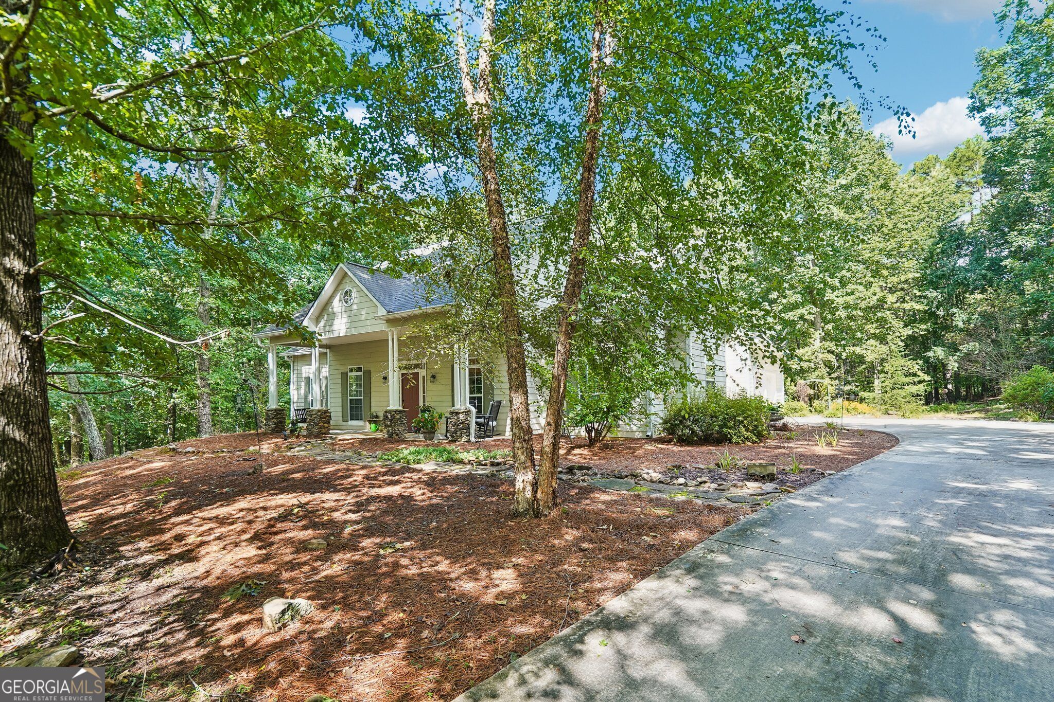 119 Pebble Creek LN