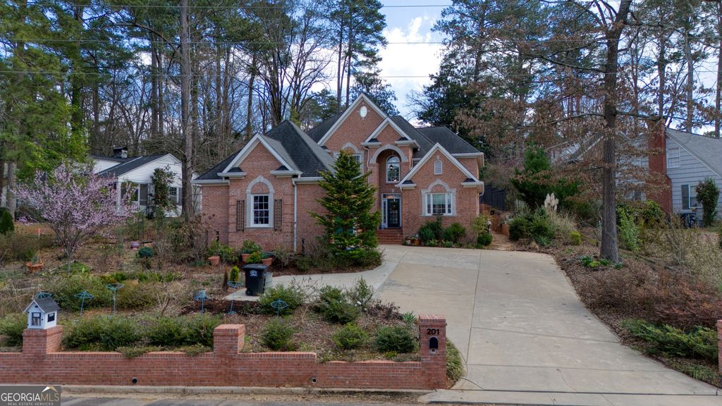Photo of 201 Bass Avenue SW, Rome, GA 30165 (MLS # 10705681)