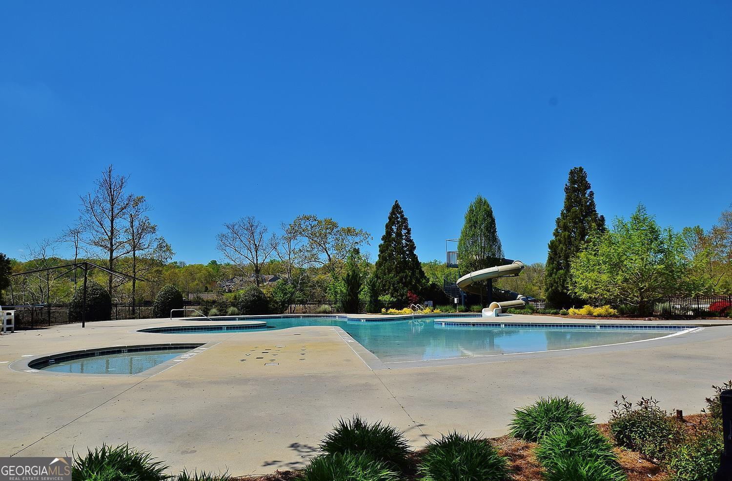 Sterling On The Lake - Residential