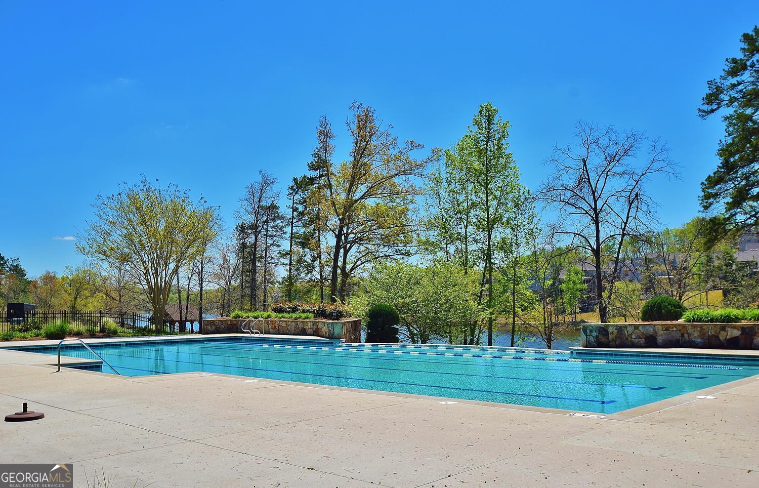 Sterling On The Lake - Residential