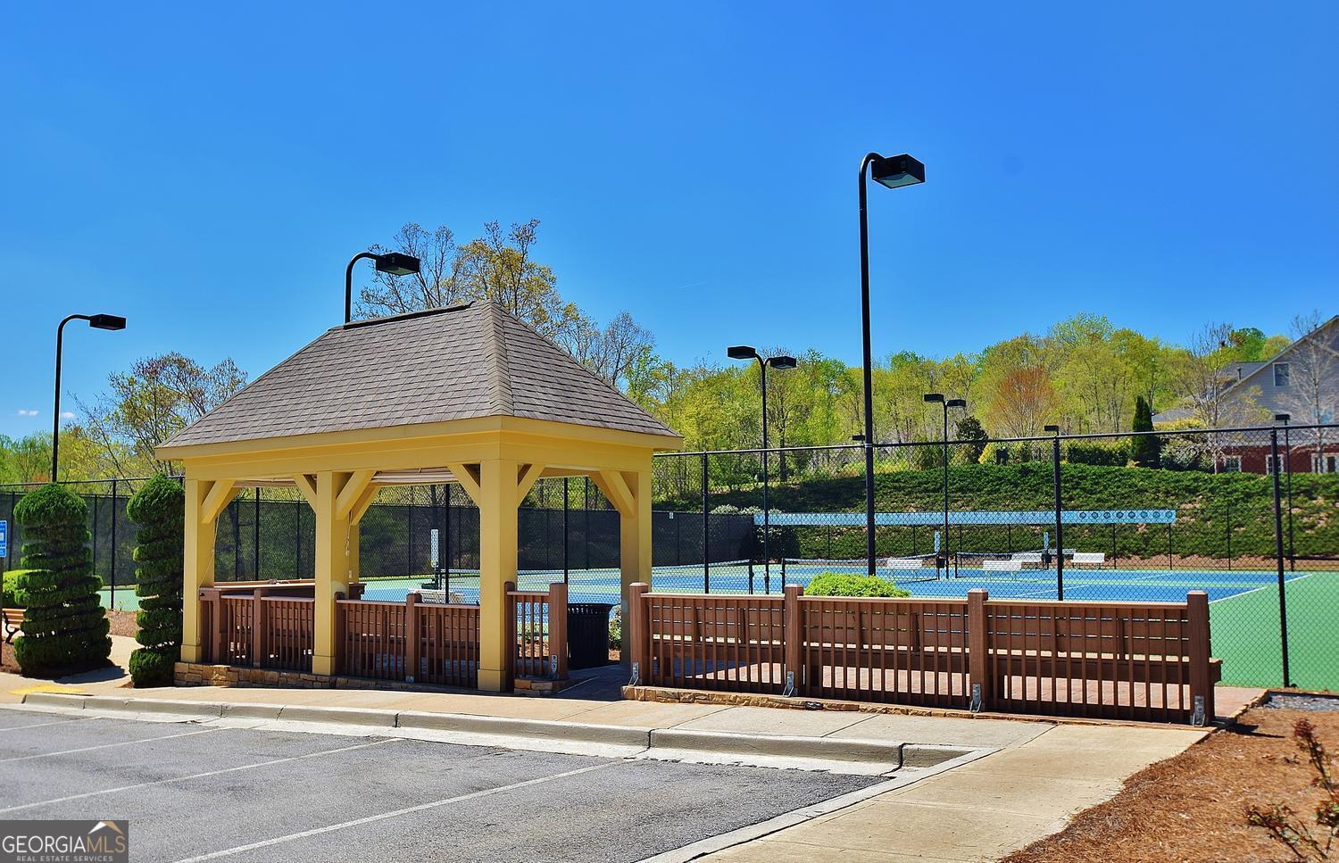 Sterling On The Lake - Residential