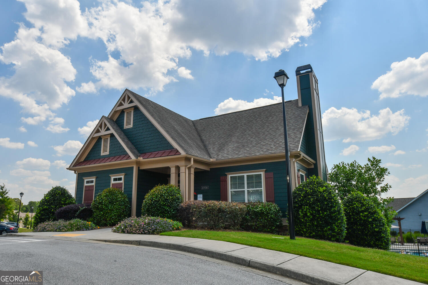 Sterling On The Lake - Residential