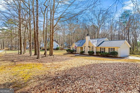 A home in Newnan