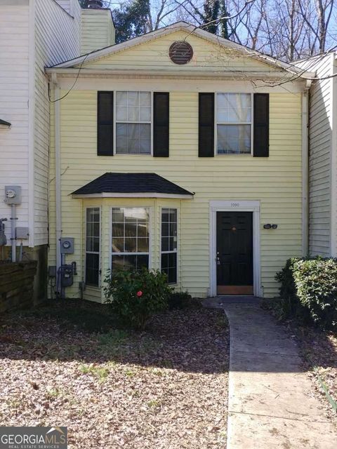 1090 Huntington TRCE SE Smyrna GA 30082