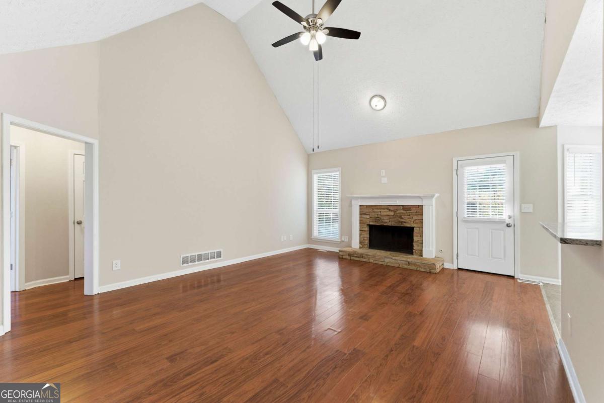 700 Hearthstone XING