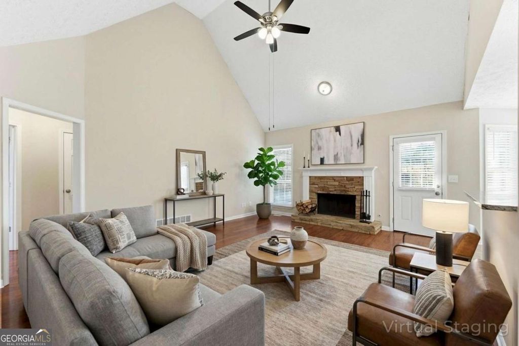 Photo of 700 Hearthstone Crossing, Woodstock, GA 30189 (MLS # 10671536)