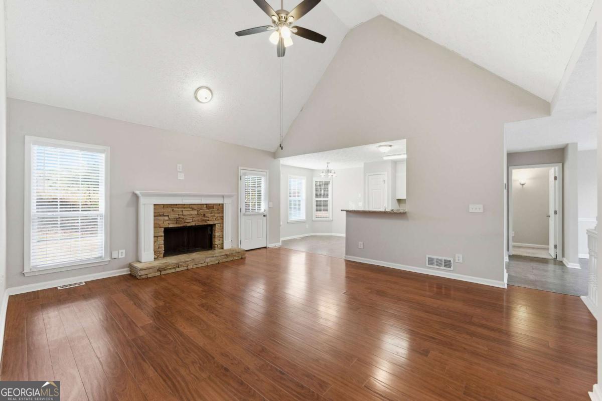 700 Hearthstone XING