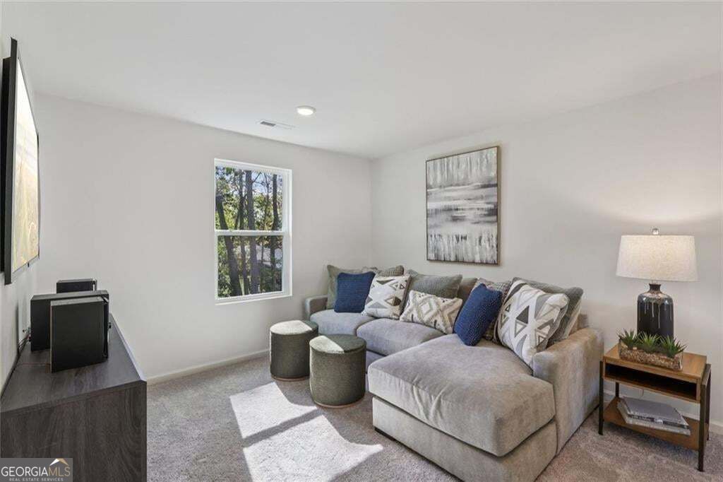 198 Kinsale DR