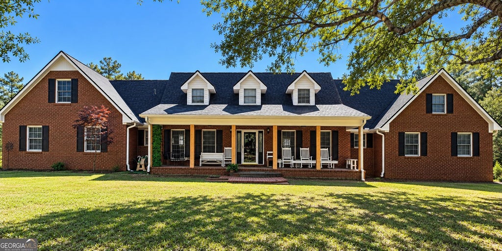 Photo of 24 Whitsel Hollow, Comer, GA 30629 (MLS # 10878642)
