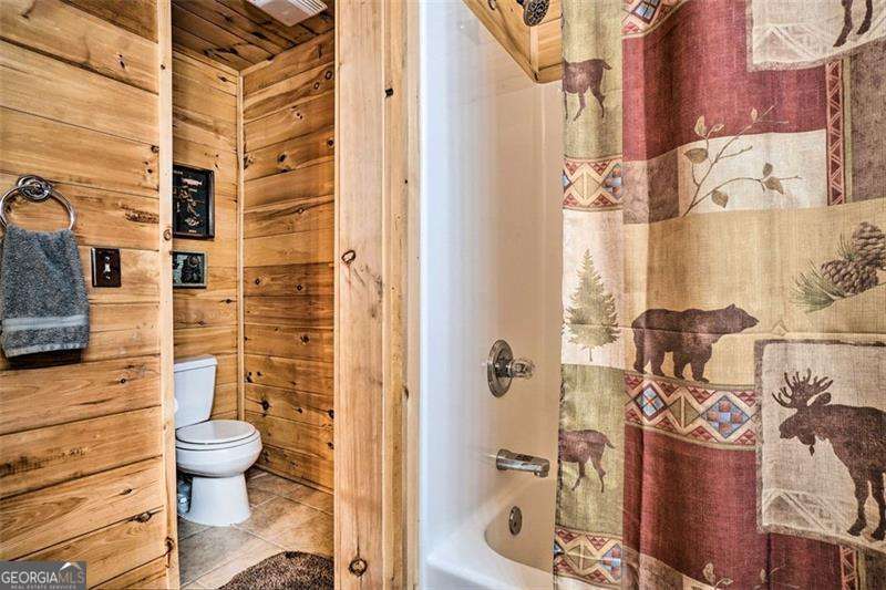 Blairsville, Georgia 30512, United States, 2 Bedrooms Bedrooms, ,2 BathroomsBathrooms,Residential,Active,120580