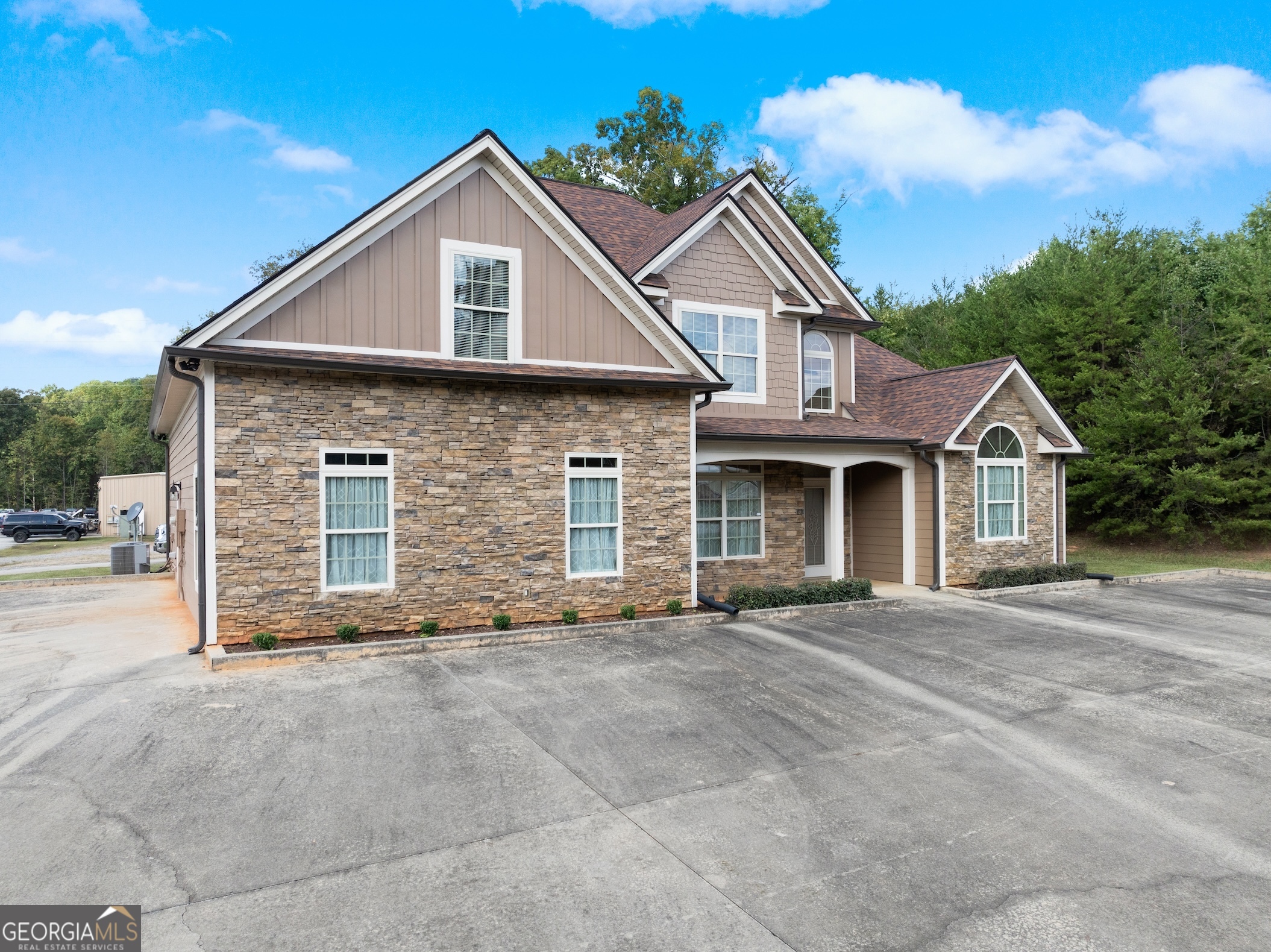 Cleveland, Georgia 30528, United States, ,Commercial,Active,18749