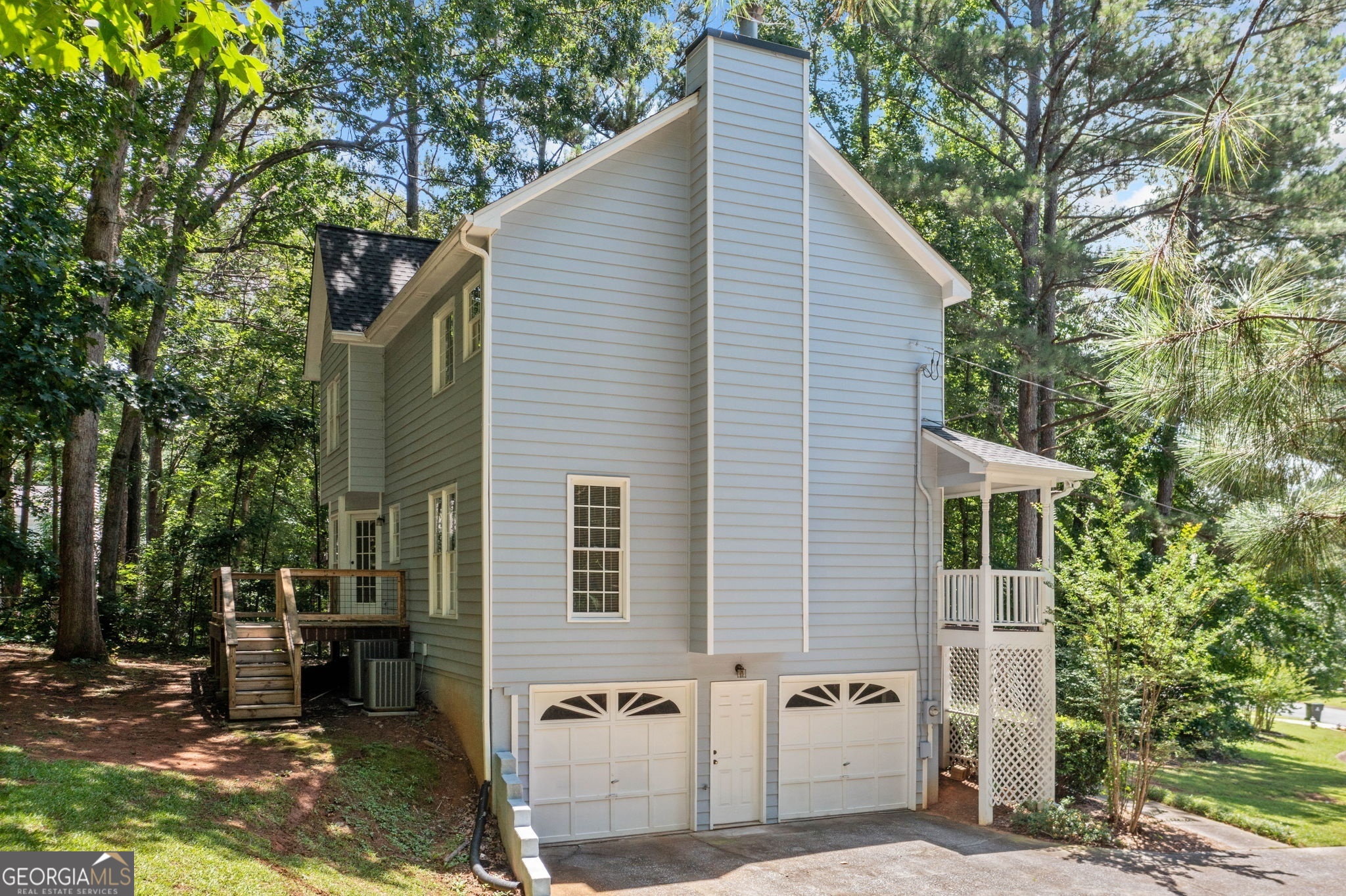 3 Maplelake DR