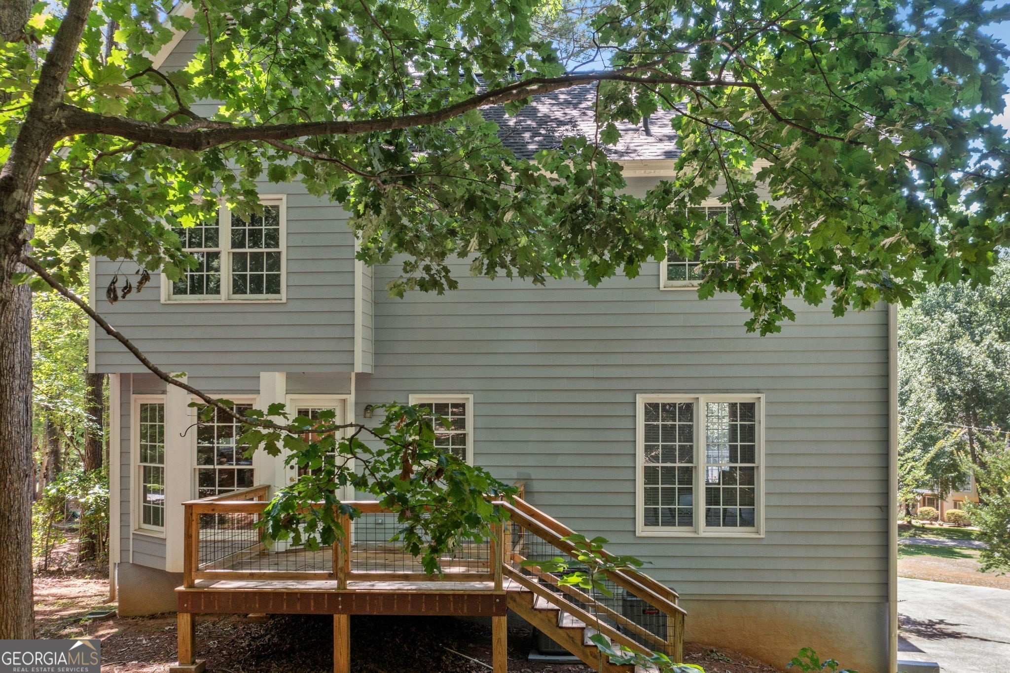 3 Maplelake DR