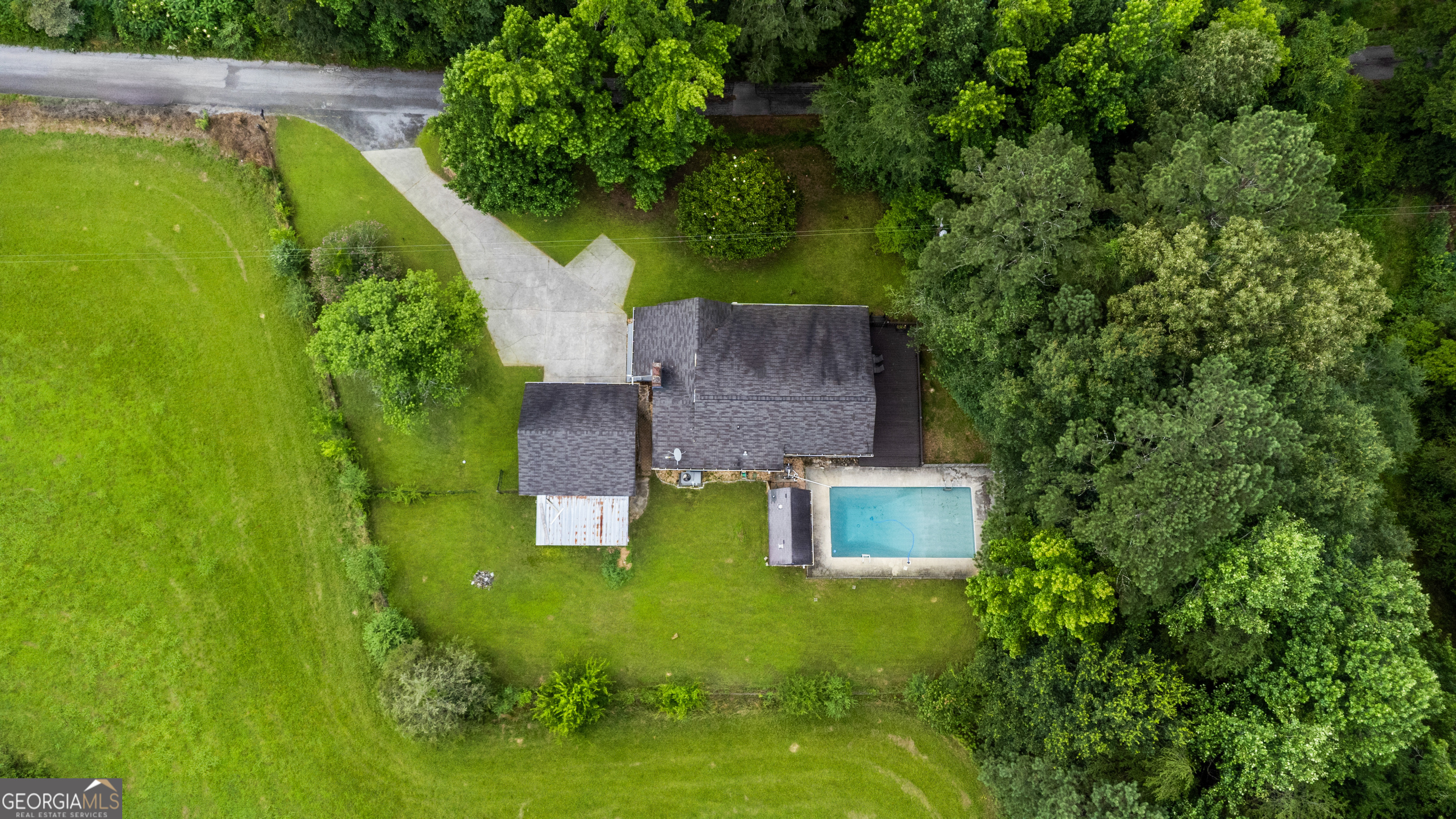 412 Perry RD
