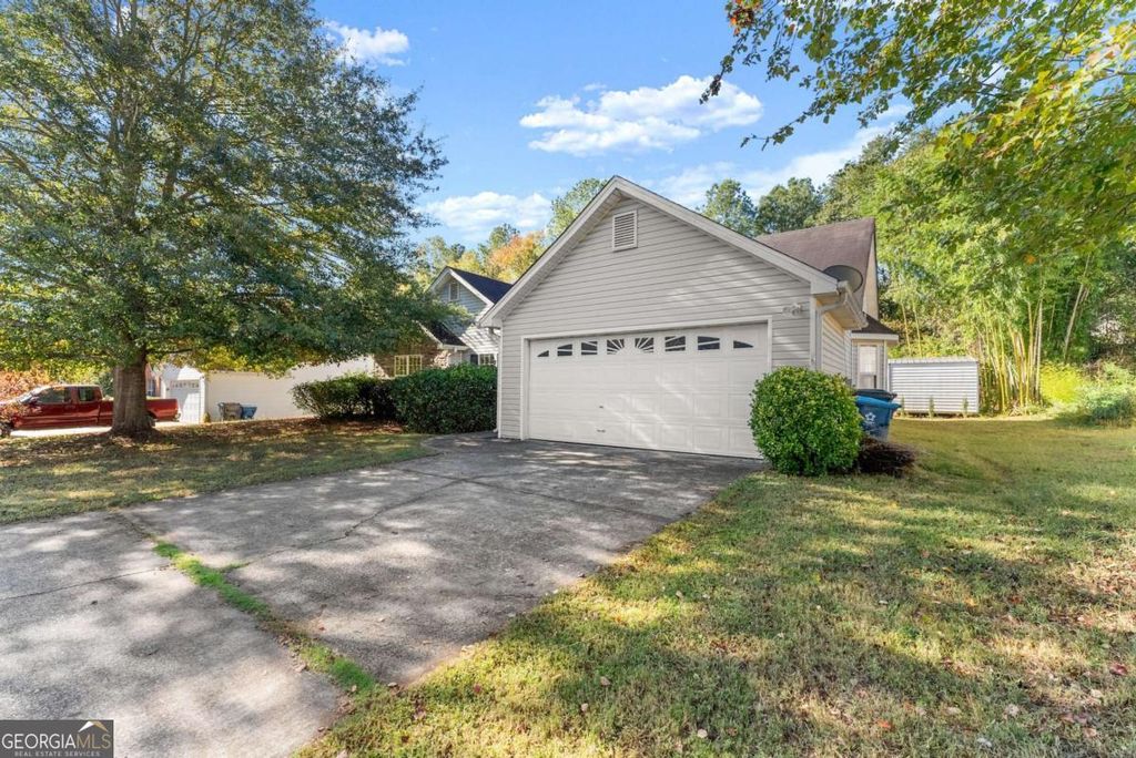 Photo of 1032 Harbins Pass Drive, Dacula, GA 30019 (MLS # 10624584)