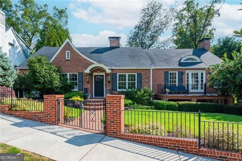Photo of 877 Highland Terrace NE, Atlanta, GA 30306 (MLS # 10852772)