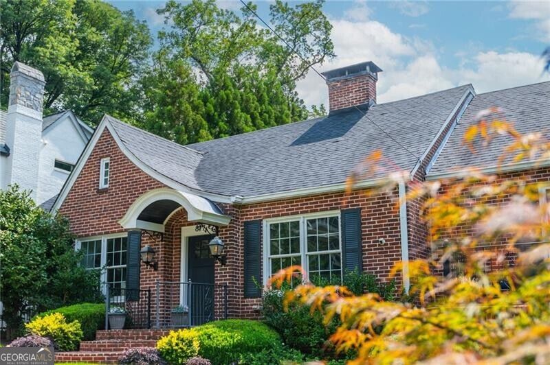 Photo of 877 Highland Terrace NE, Atlanta, GA 30306 (MLS # 10852772)