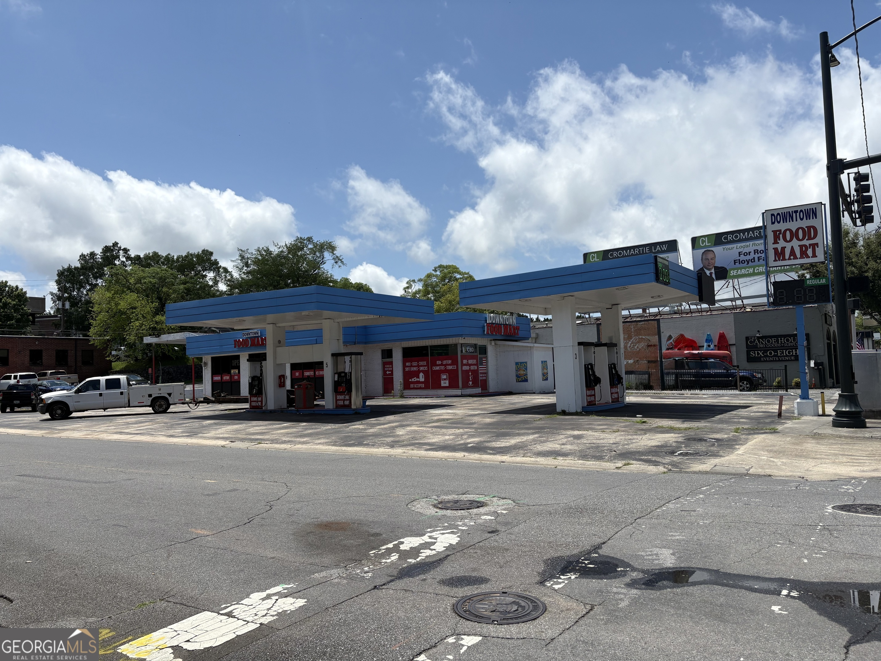 Rare freestanding building in downtown Rome, GA with its own parking lot. Located on a corner lot with a red light. Previously used as a convenience store, but could be used for a variety of possibilities such including restaurant, retail, etc. With a built in parking lot, this is one of the most desirable buildings in downtown Rome. Seller is willing to remove the pumps and canopies if more parking is desired by buyer. Buyer to verify all utilities and zoning. Lead based paint addendum is located in additional documents.