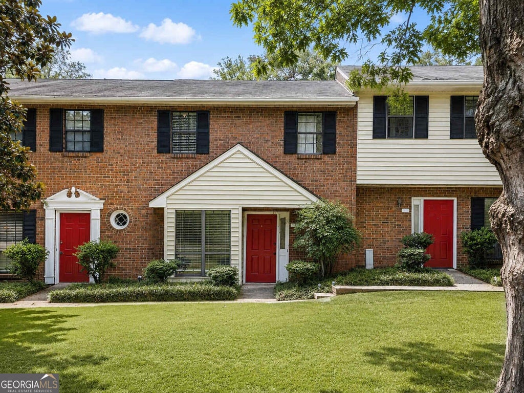 Photo of 1130 Jamestowne Trail, Alpharetta, GA 30009 (MLS # 10839898)