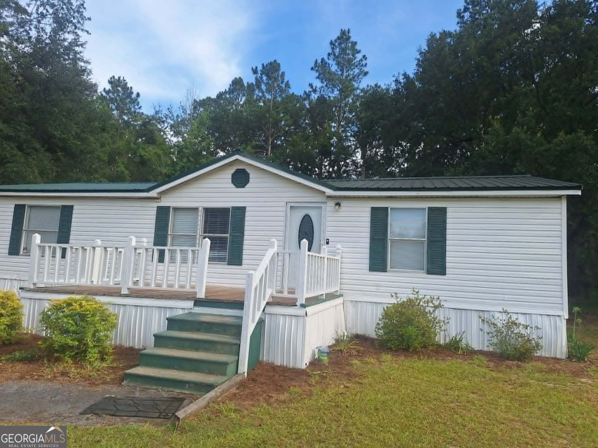 21 White Acre LN