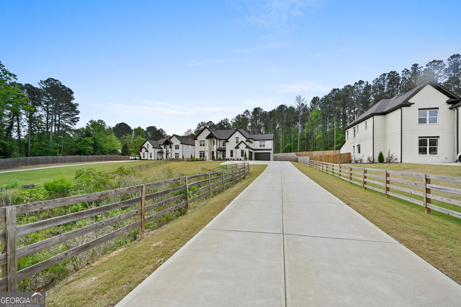 2694 Thompson Mill RD