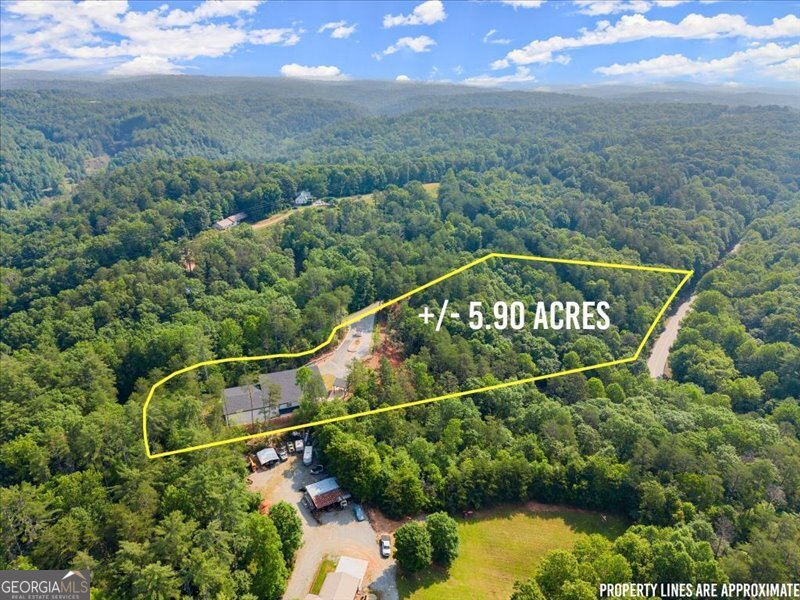300 Mountain Ridge DR