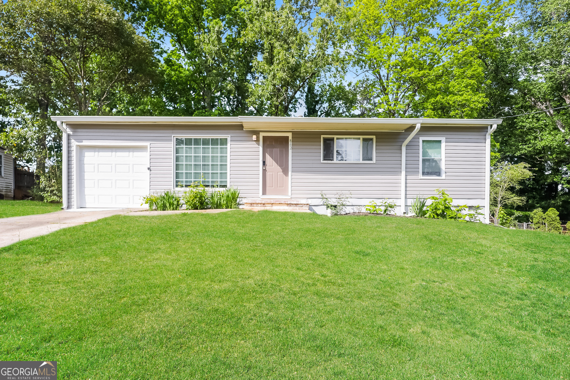 Mountain View Plaza - Residential Lease