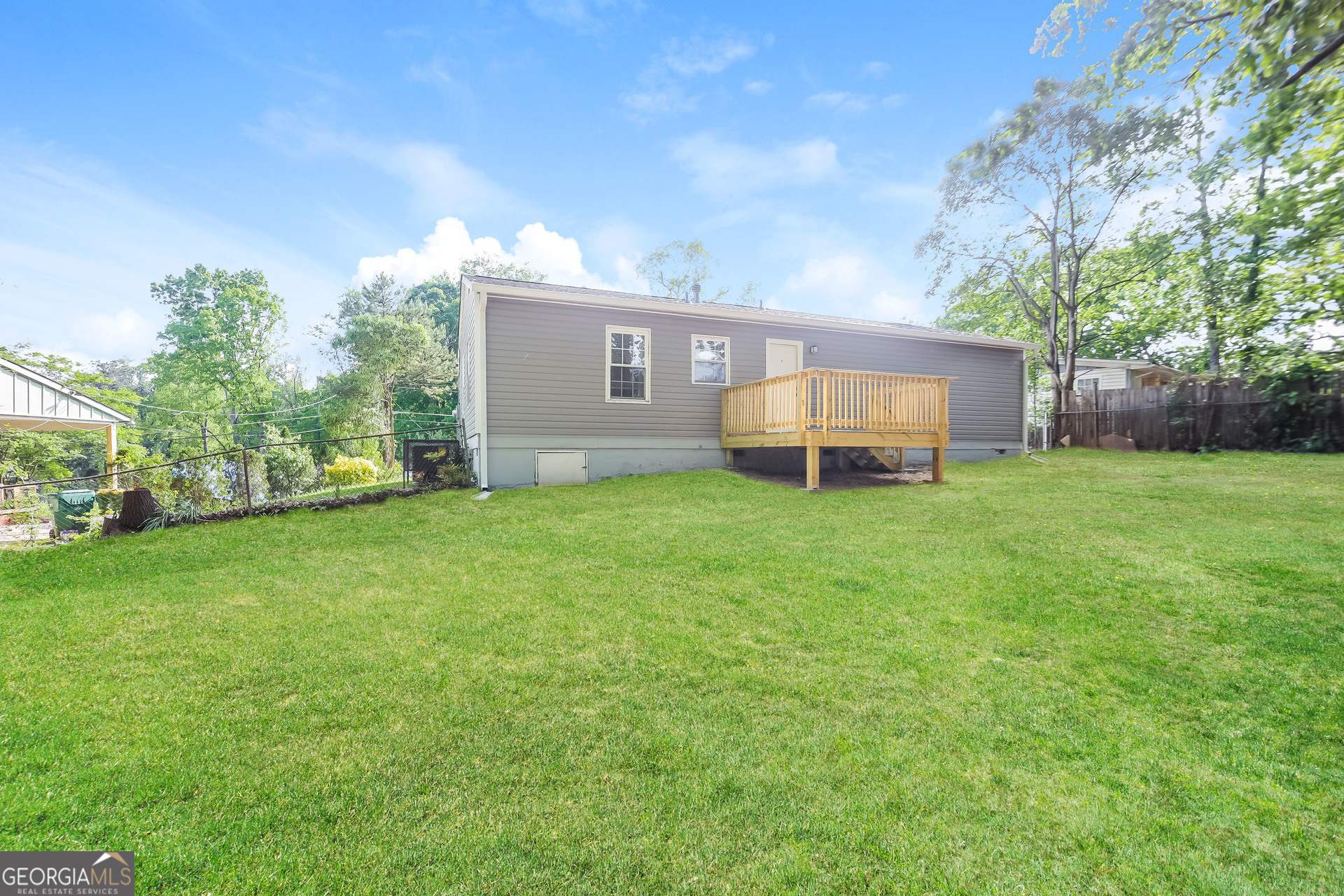 Mountain View Plaza - Residential Lease