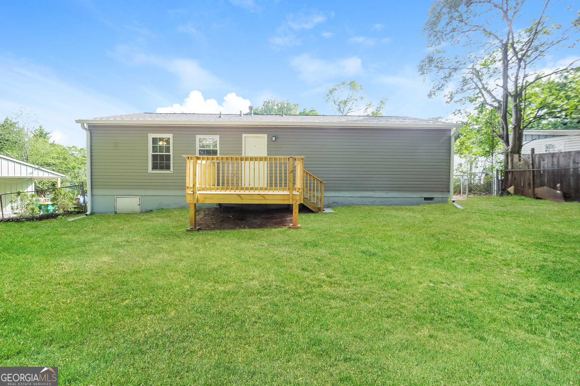 Mountain View Plaza - Residential Lease