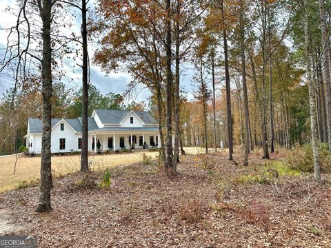 A home in Cochran