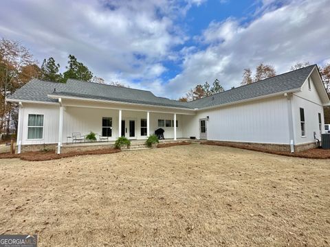 A home in Cochran