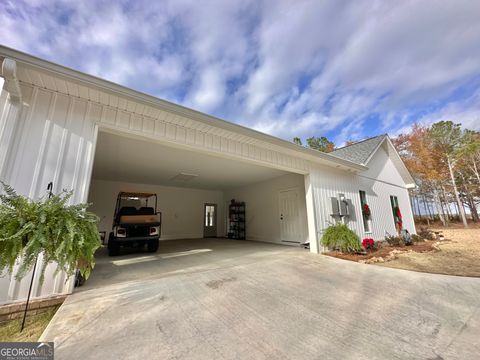 A home in Cochran