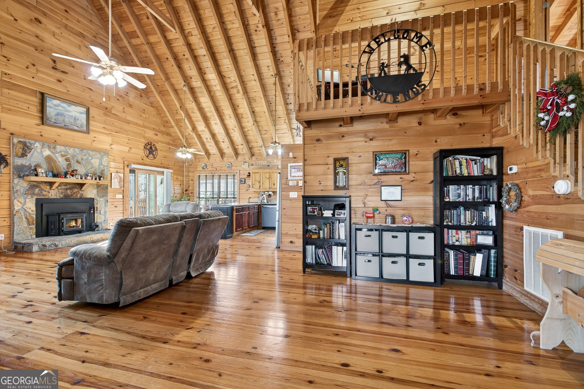 5981 Blacks Bluff RD SW