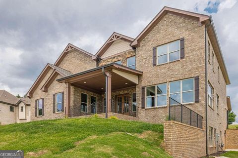 A home in Dacula