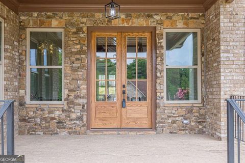 A home in Dacula