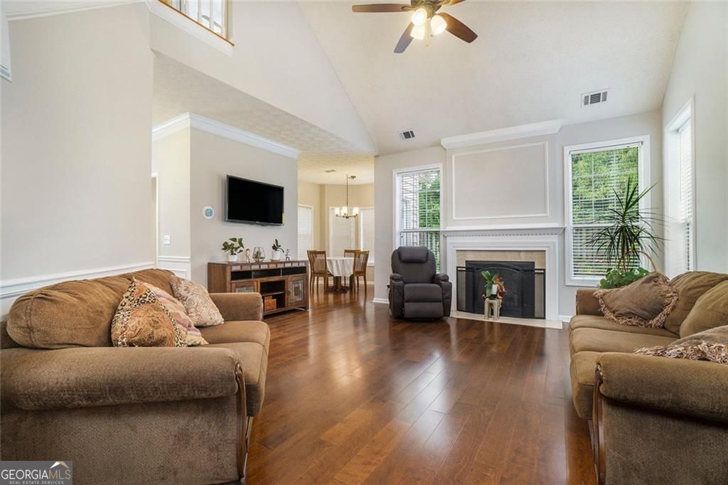 304 Highland CT
