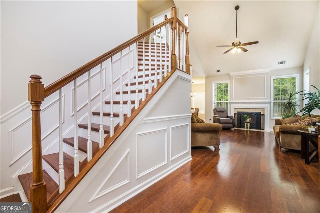 304 Highland CT
